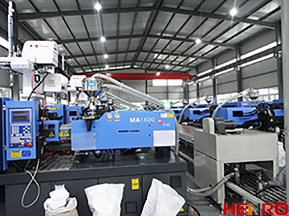 吹膜機(jī)集中供料系統(tǒng)工作原理 吹膜機(jī)集中供料系統(tǒng)工作原理