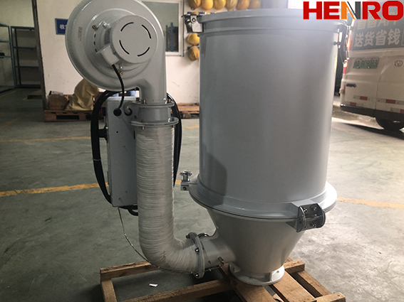 真空干燥機(jī)和普通干燥機(jī)的區(qū)別體現(xiàn)在哪 真空干燥機(jī)和普通干燥機(jī)的區(qū)別體現(xiàn)在哪